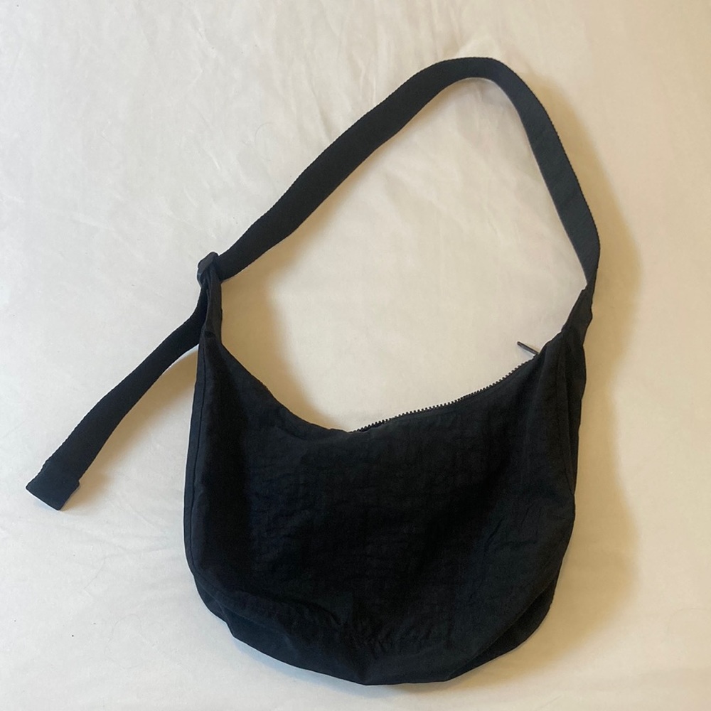 BAGGU Medium Crescent Bag